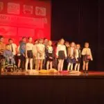 Mali artyści prezentują układ artystyczny